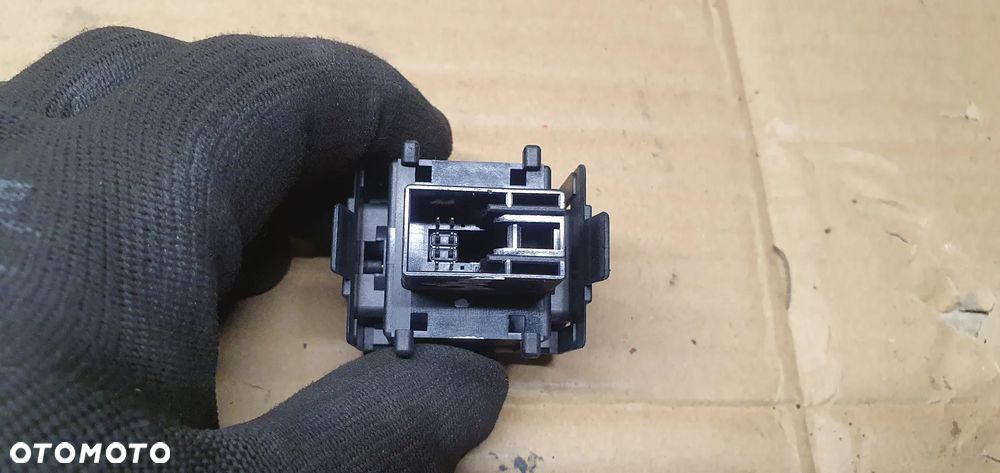 Przełącznik regulacji świateł Skoda Roomster 5J0941333 - 3