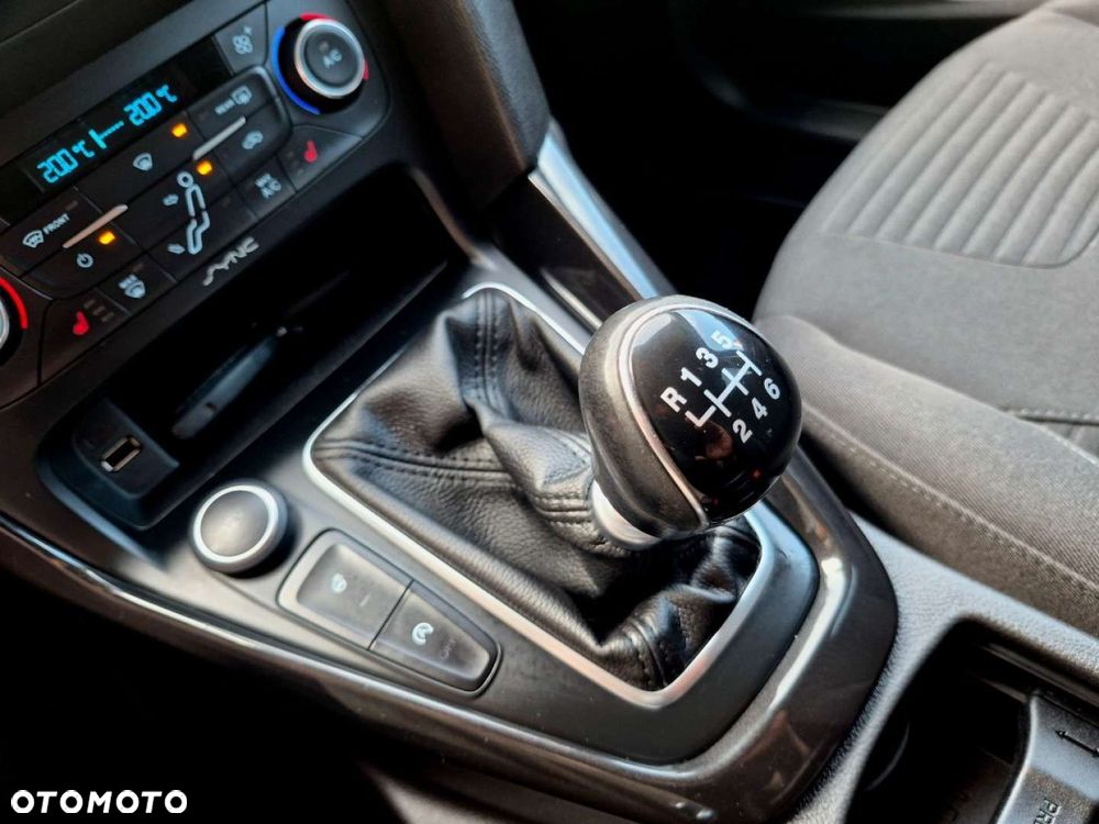Ford Focus - 19