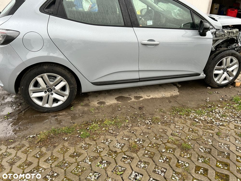 Renault Clio - 4