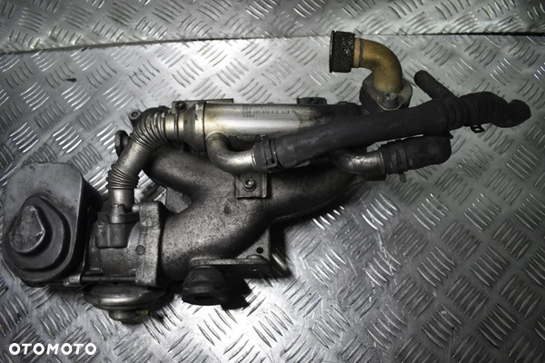 Volkswagen Seat Audi 1.9 TDI Kolektor ssący 038129713bc 038128063g