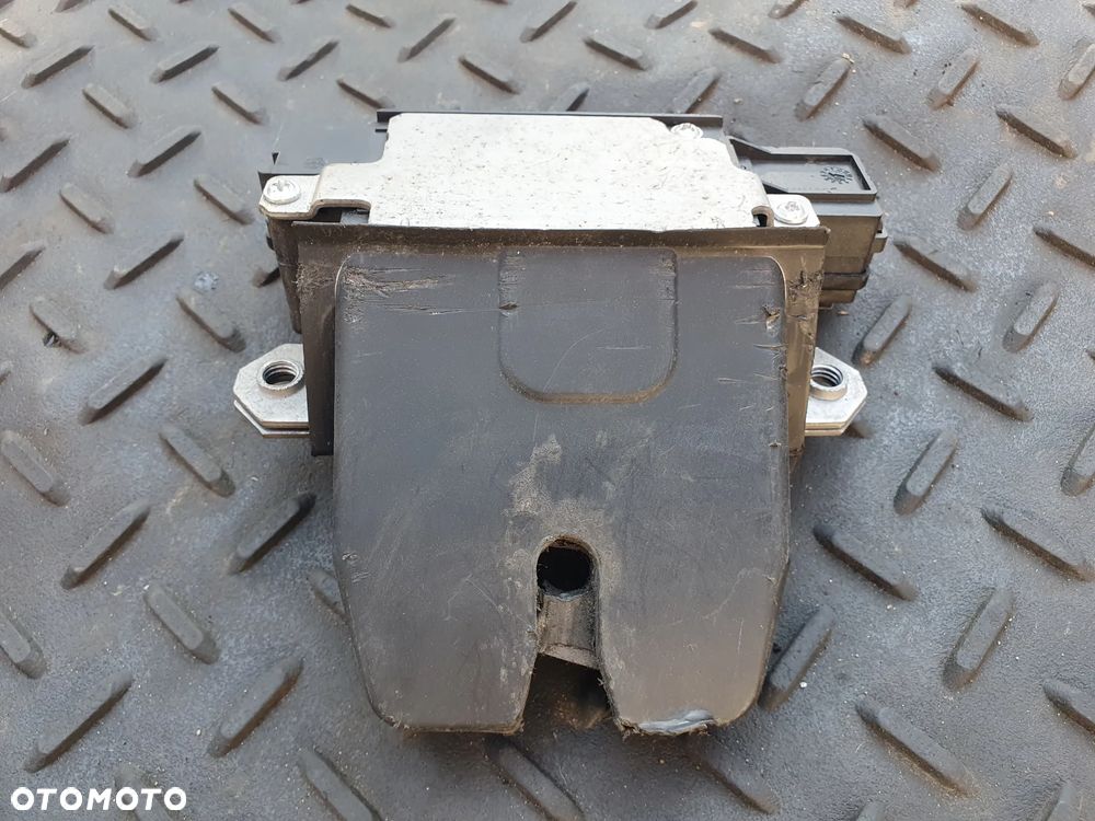 FORD FOCUS MK2 ZAMEK KLAPY TYŁ TYLNEJ BAGAŻNIKA 3M51-R442A66-AP FoMoCo ORYGINAŁ - 1