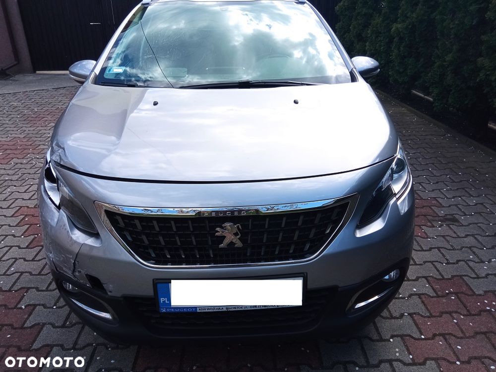Peugeot 2008 1.2 Pure Tech GPF Active - 10