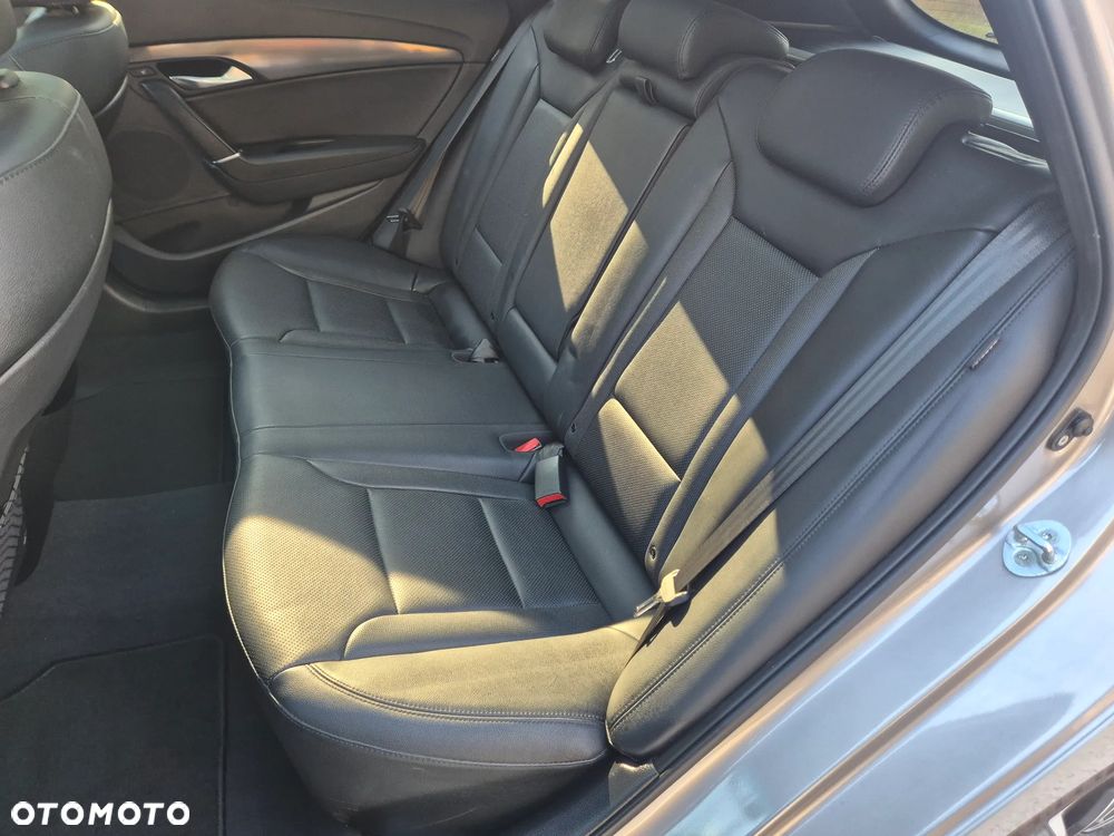 Hyundai i40 Kombi blue 1.7 CRDi DCT Premium - 29