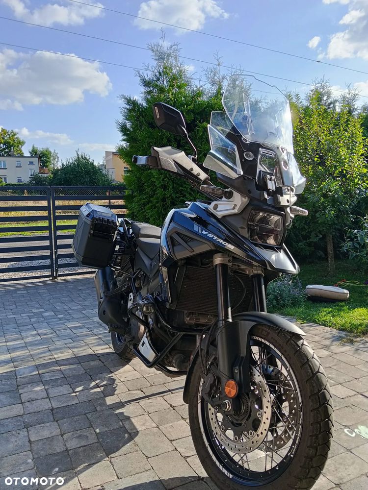 Suzuki V-STROM - 2