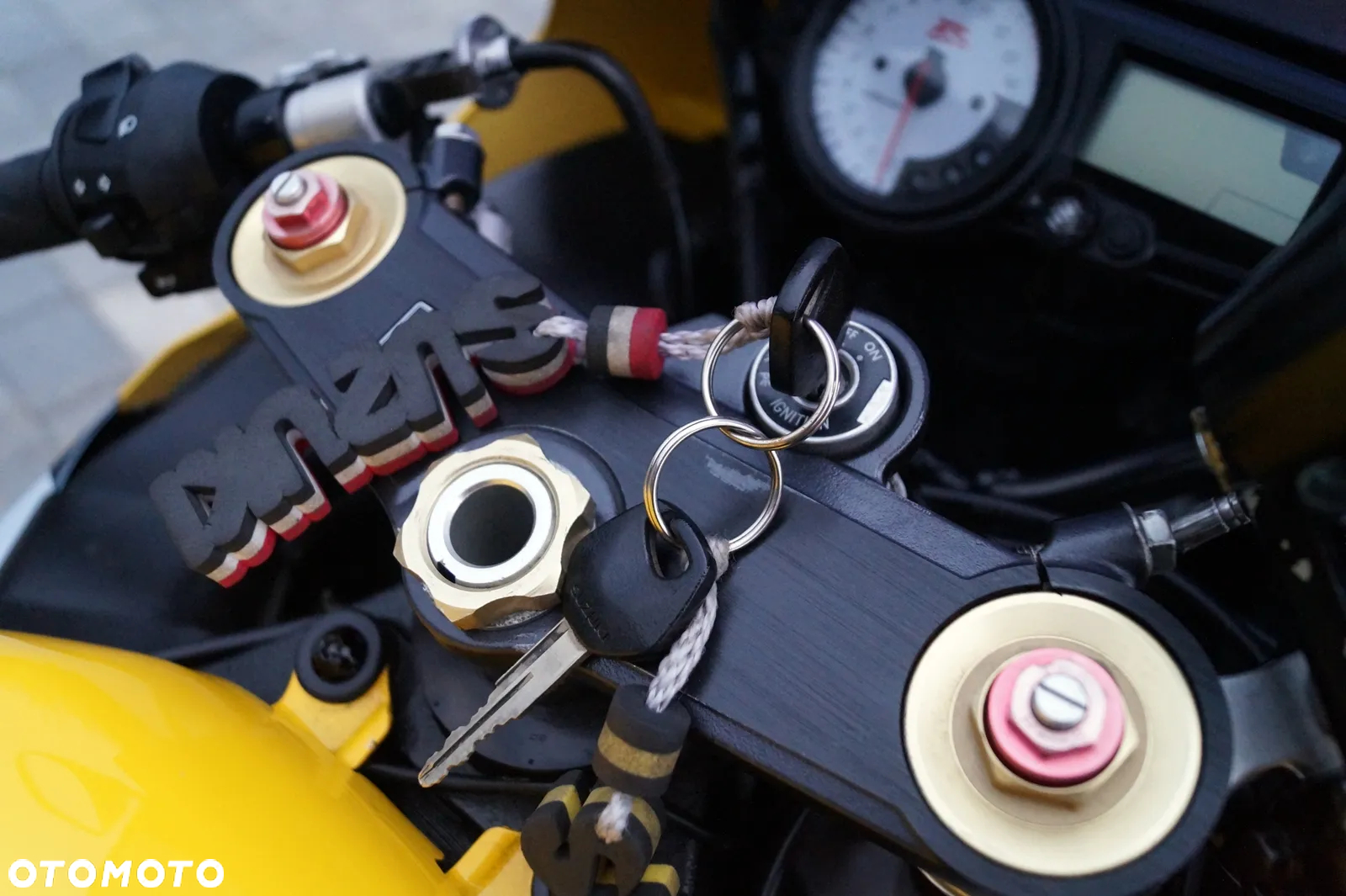 Suzuki GSX-R - 16