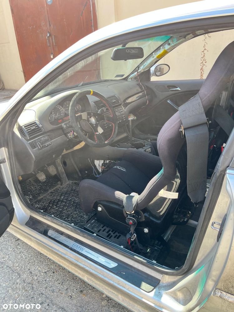BMW Seria 3 330Ci - 12