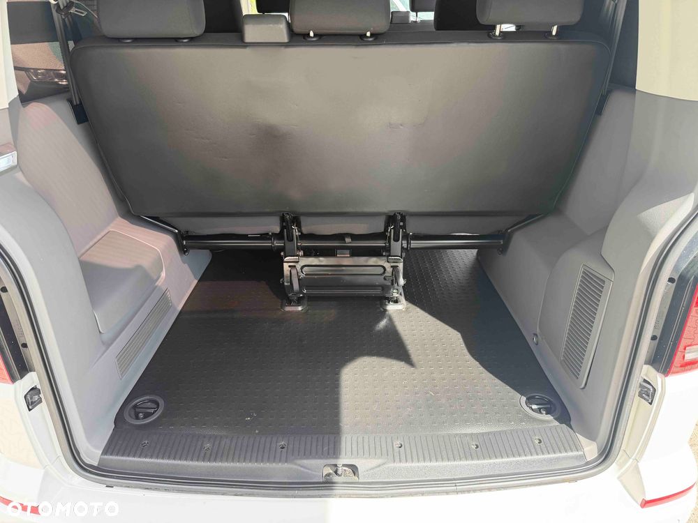 Volkswagen Caravelle 2.0 TDI L2 Highline DSG - 19
