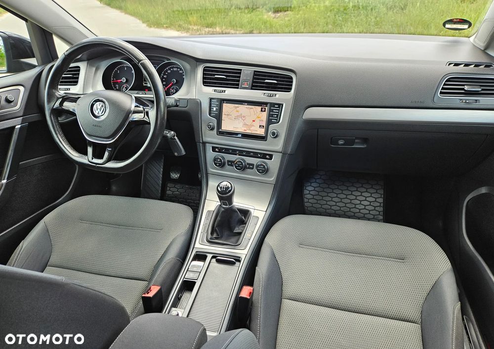 Volkswagen Golf 1.6 TDI BlueMotion Technology Comfortline - 6