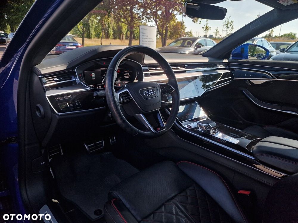 Audi S8 - 13