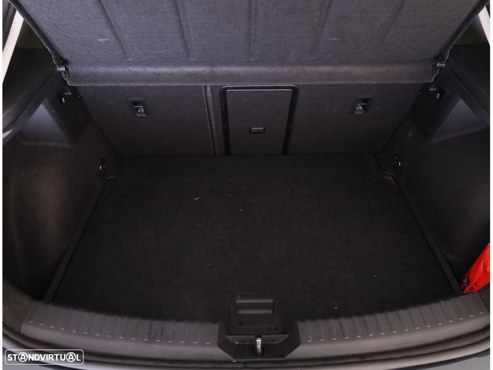 SEAT Leon 2.0 TDI FR - 11