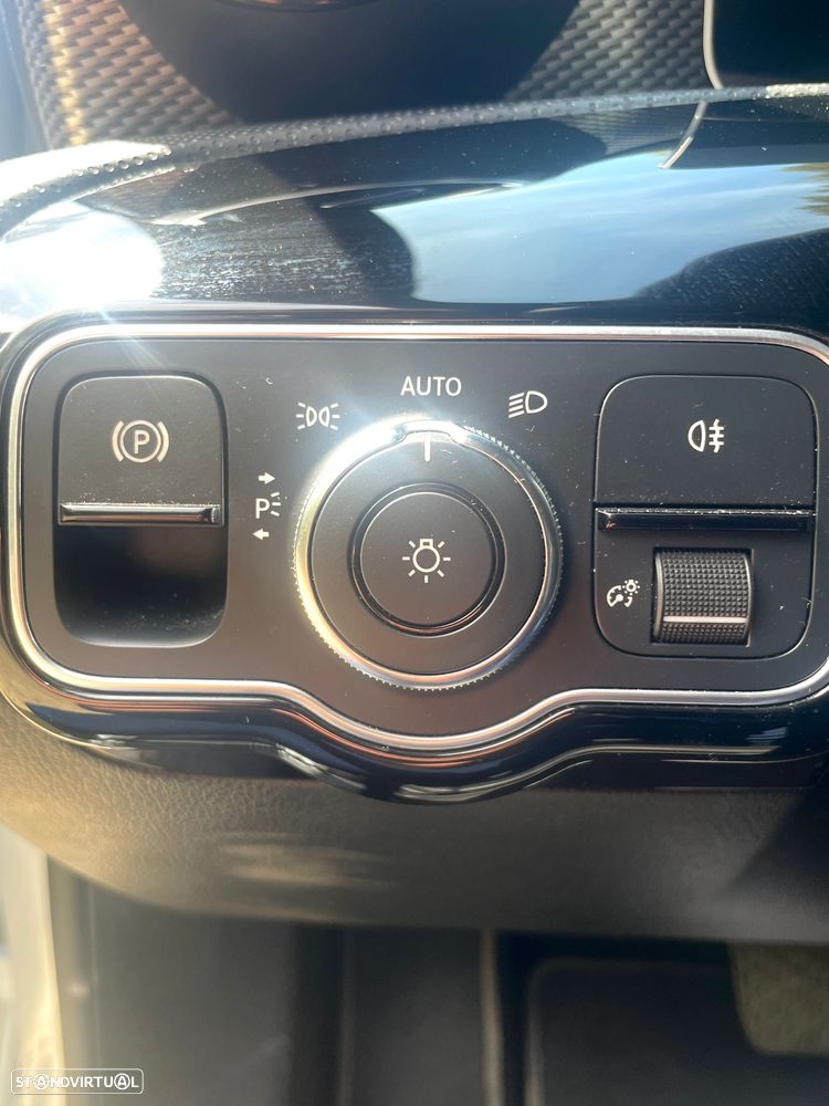 Mercedes-Benz A 180 - 15