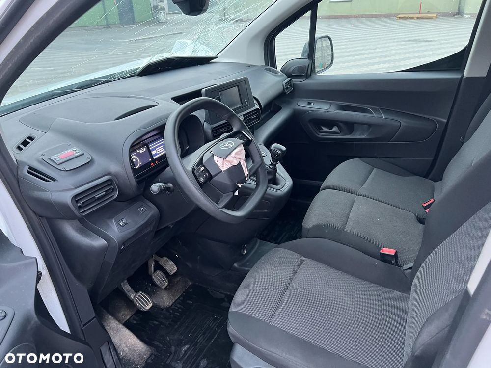 Toyota PROACE CITY LONG - 12
