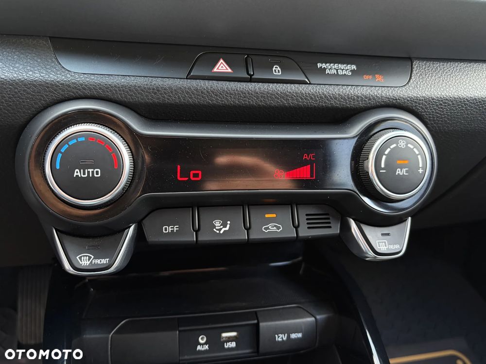 Kia Stonic 1.0 T-GDI L Business Line - 30