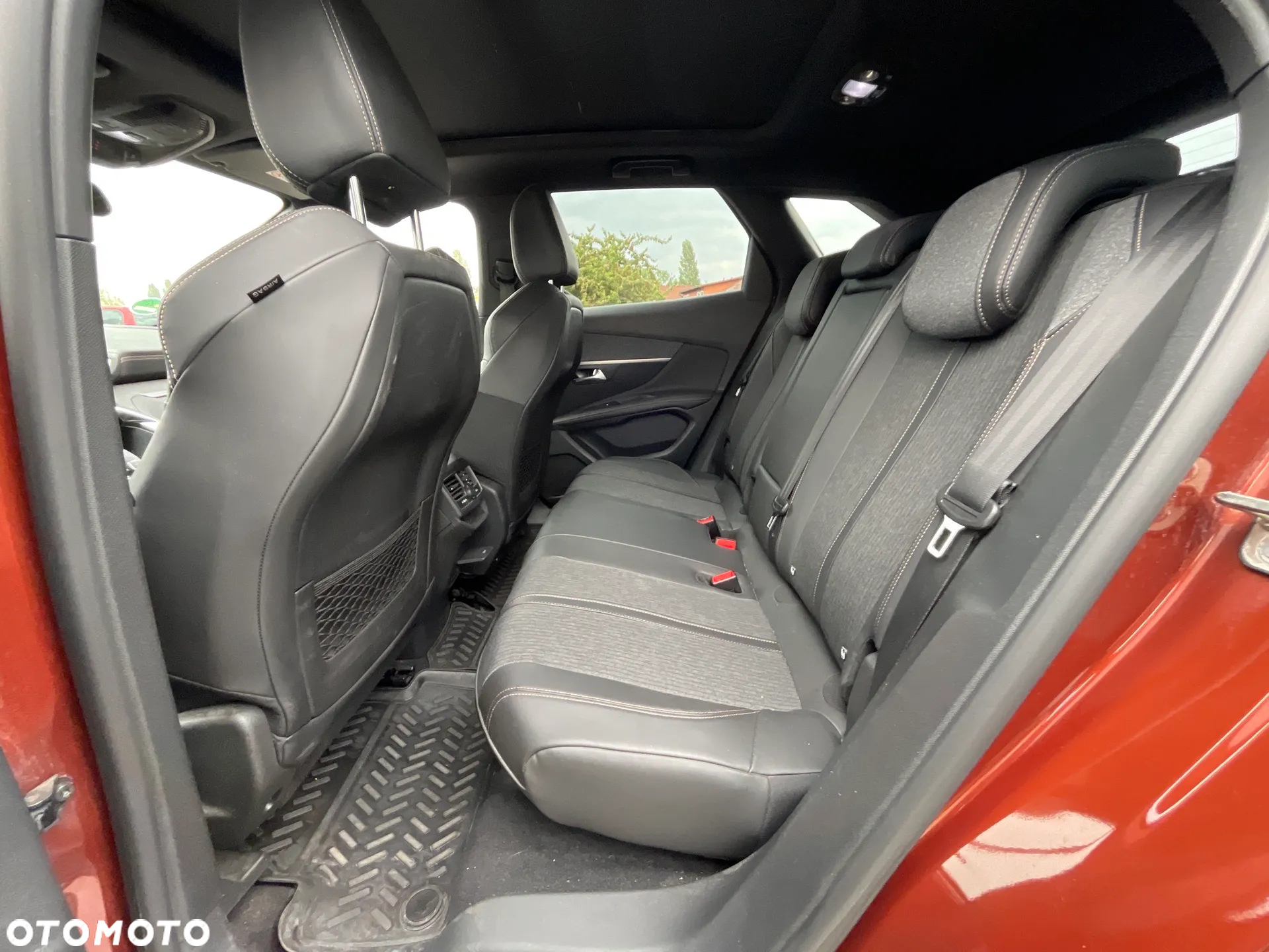 Peugeot 3008 1.5 BlueHDi Allure S&S EAT8 - 6