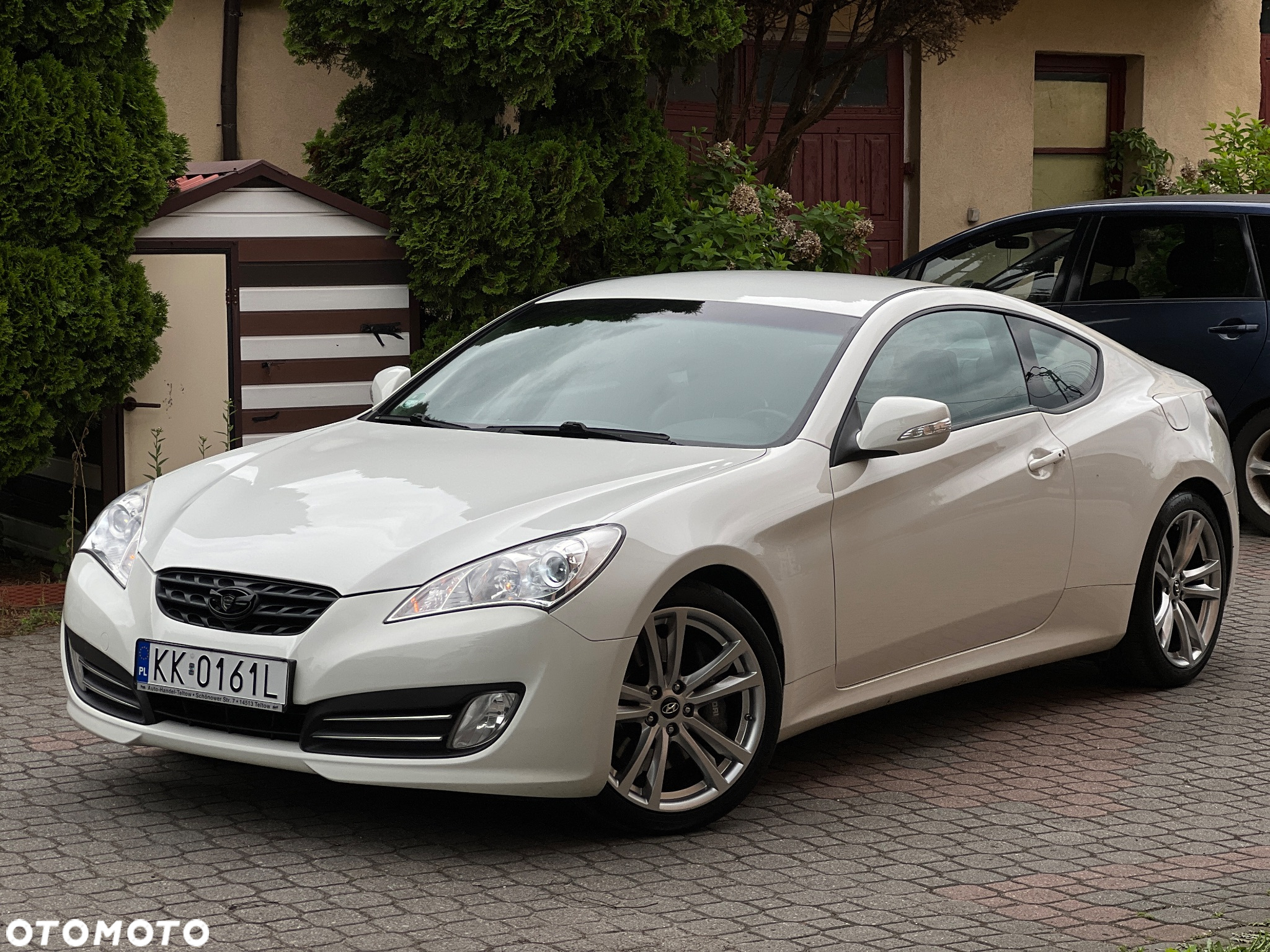 Hyundai Genesis Coupe - 8
