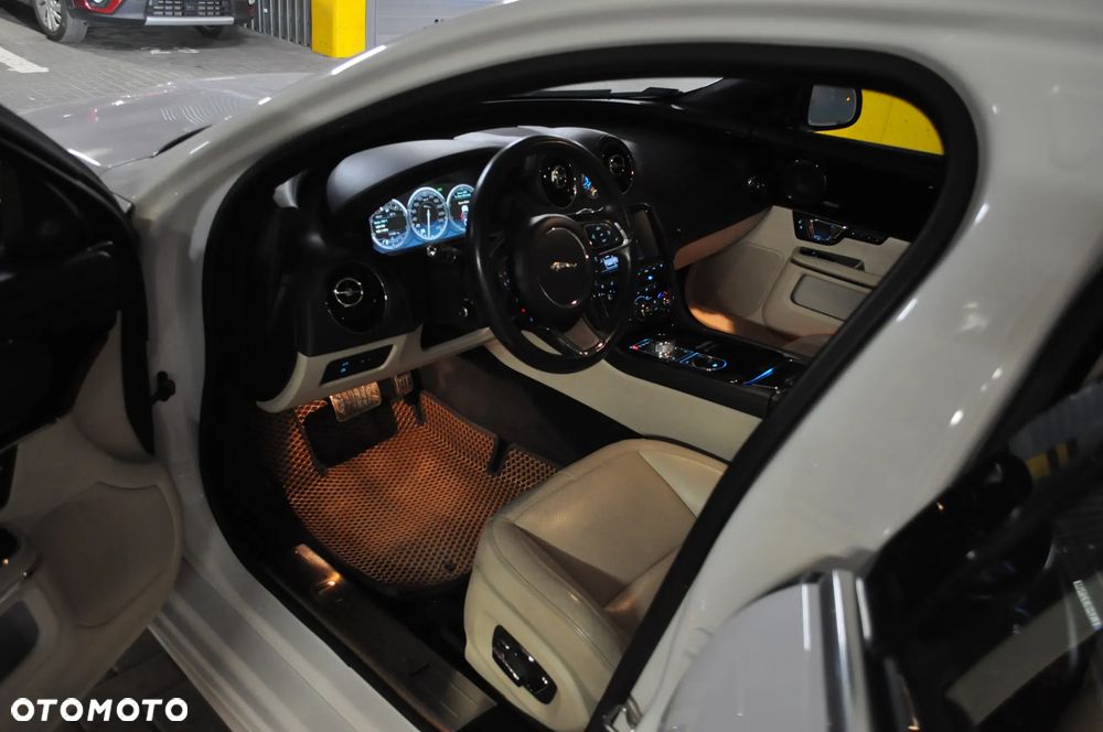 Jaguar XJ 3.0 V6 Kompressor Portfolio - 40