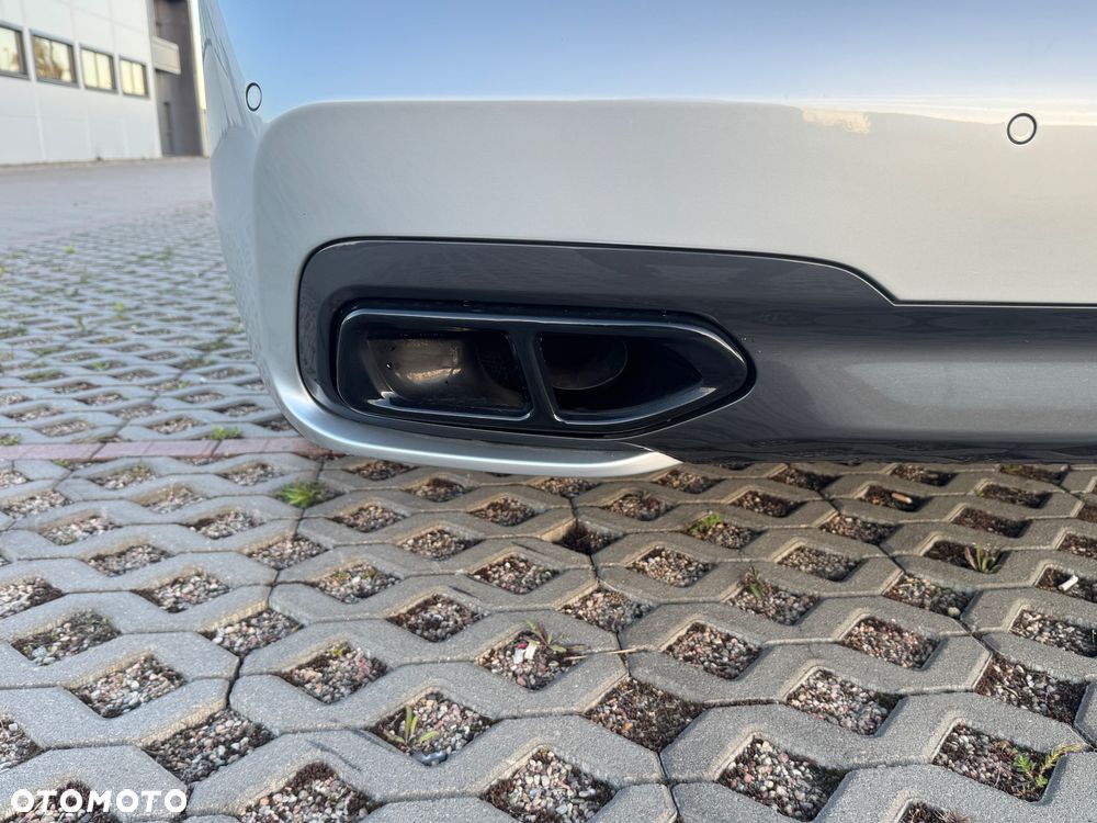 BMW Seria 7 730d xDrive - 18