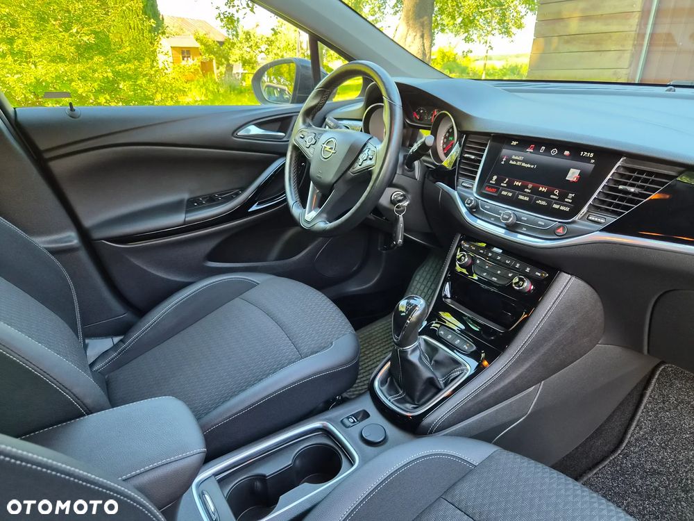 Opel Astra 1.4 Turbo Innovation - 14