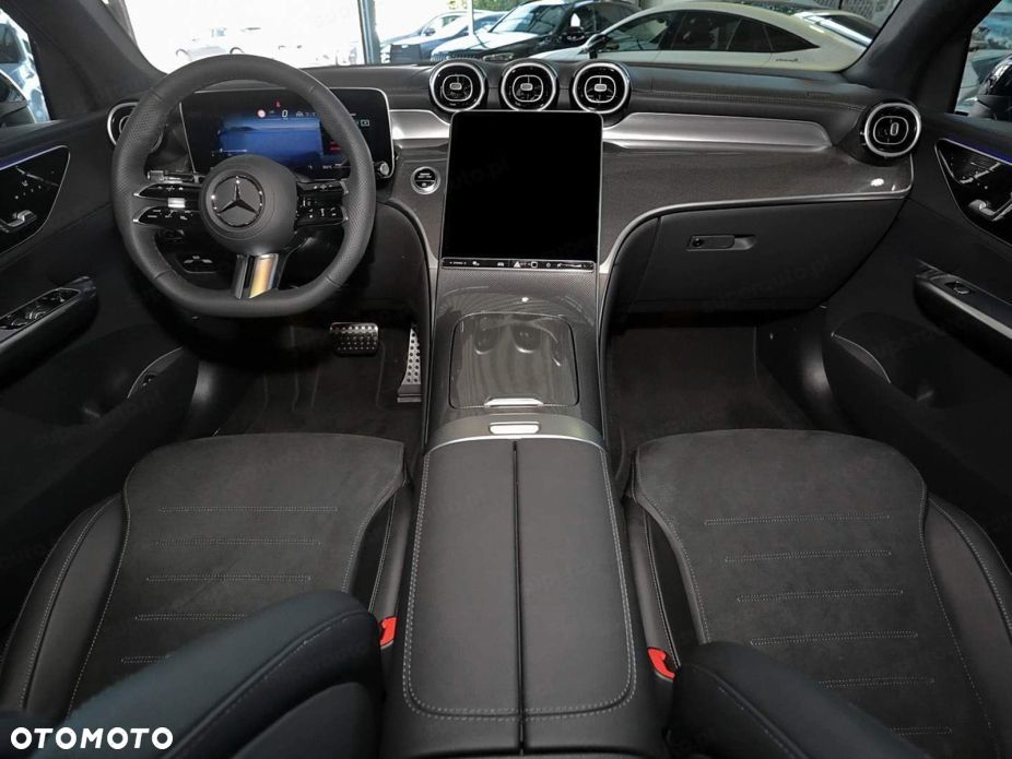 Mercedes-Benz GLC 300 mHEV 4-Matic AMG Line - 11
