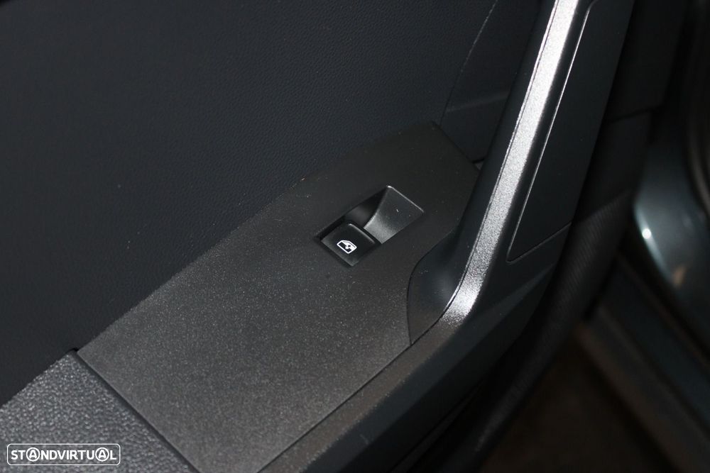 SEAT Arona 1.0 TSI Style DSG - 27