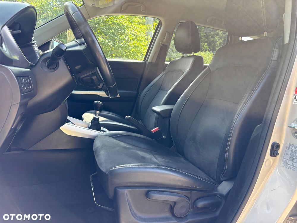 Suzuki Vitara 1.6 DDiS (4x4) Allgrip Comfort+ - 13