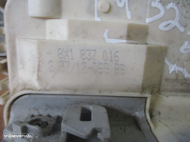 Fecho 8X1837016 AUDI A1 2013 FD 6 PINOS AUDI A1 SPORTBACK 8X FASE 1 2013 1.6TDI 105CV 5P PRETO FD - 2