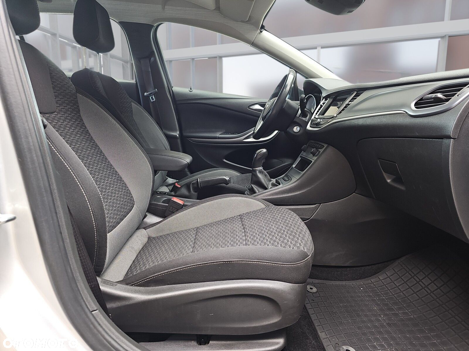 Opel Astra V 1.5 CDTI Edition S&S - 16