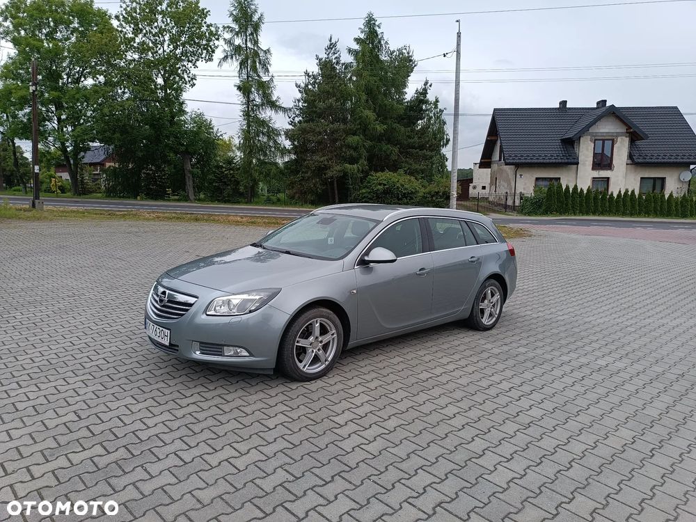 Opel Insignia - 1