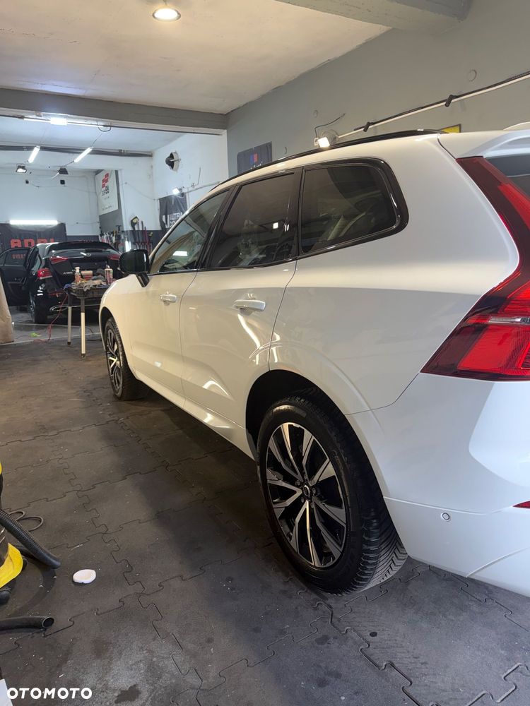 Volvo XC 60 B5 B AWD Plus Dark - 10