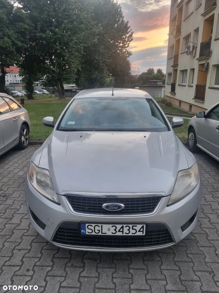 Ford Mondeo 2.0 TDCi Ambiente - 4