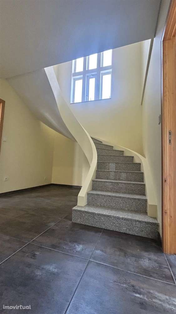 Moradia Isolada T3 Venda em Mafamude e Vilar do Paraíso,Vila Nova de G - Grande imagem: 3/26