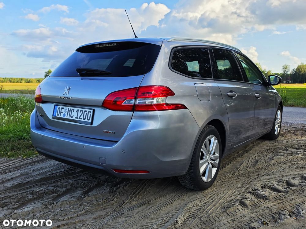 Peugeot 308 1.5 BlueHDi GT Pack S&S EAT8 - 5
