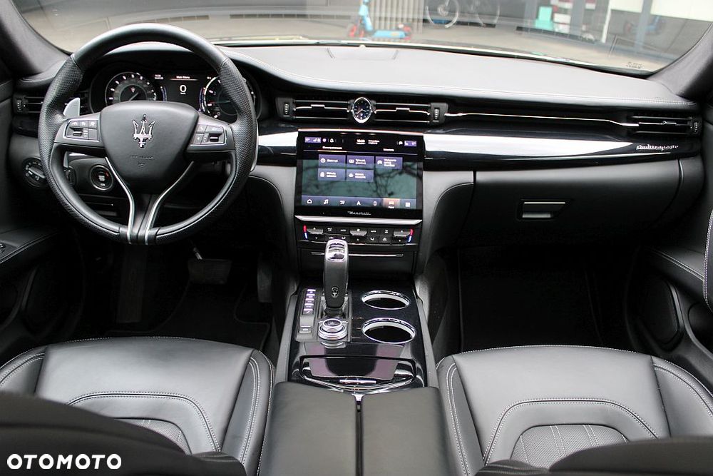 Maserati Quattroporte Modena - 16