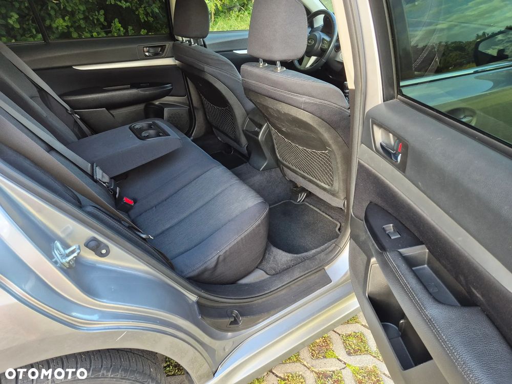 Subaru Legacy 2.0R Comfort - 11