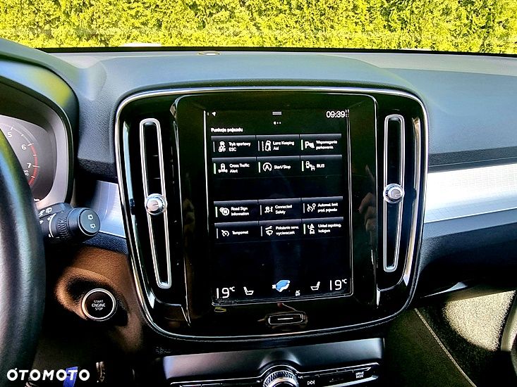 Volvo XC 40 T3 Geartronic Inscription - 33