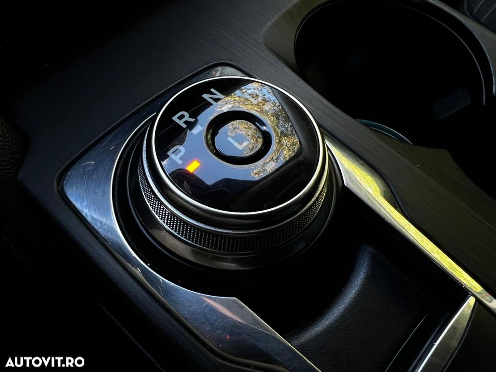 FORD Focus 2020 — imagine 40