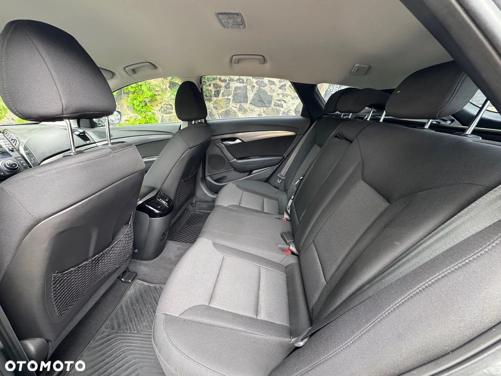 Hyundai i40 i40cw 1.7 CRDi Premium - 8