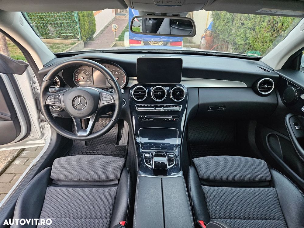 Mercedes-Benz C 180 9G-TRONIC Night Edition - 8