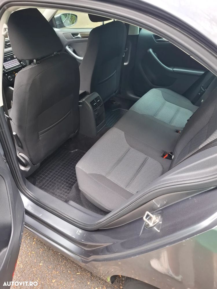 VOLKSWAGEN Jetta 2015 — imagine 4