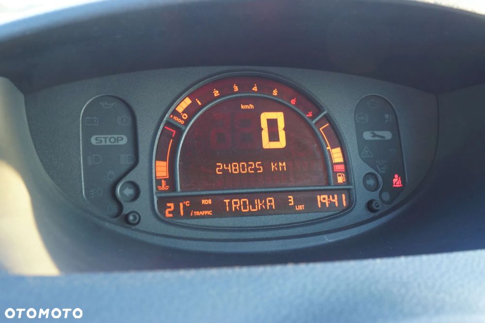 Renault Modus - 14