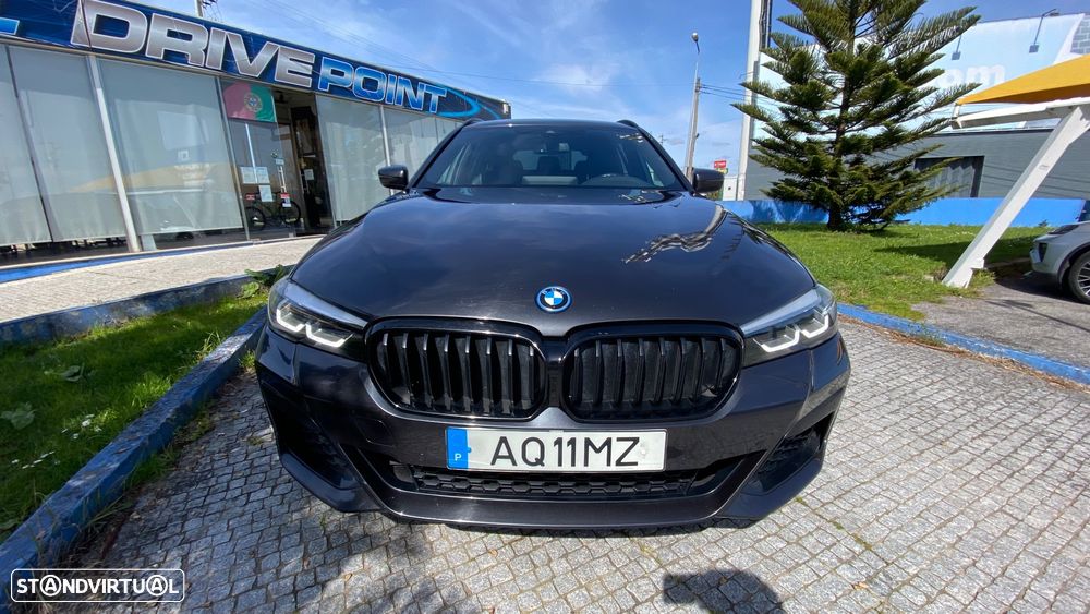 BMW 530 e Pack Desportivo M - 4