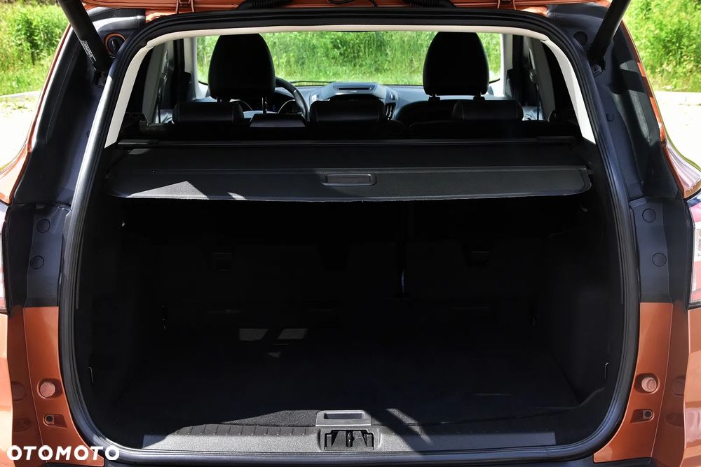 Ford Kuga 2.0 TDCi AWD Titanium - 29