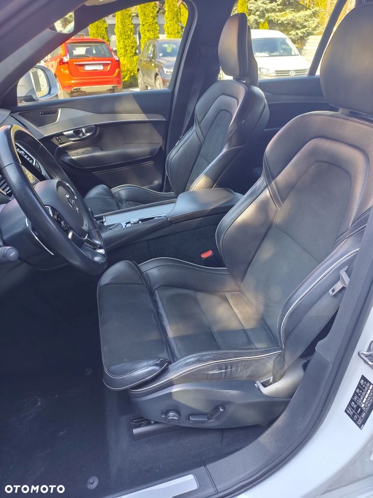 Volvo XC 90 D5 AWD Geartronic RDesign - 4