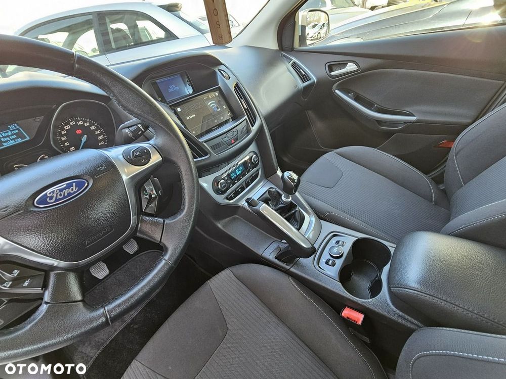 Ford Focus 1.6 EcoBoost Gold X (Edition) - 16