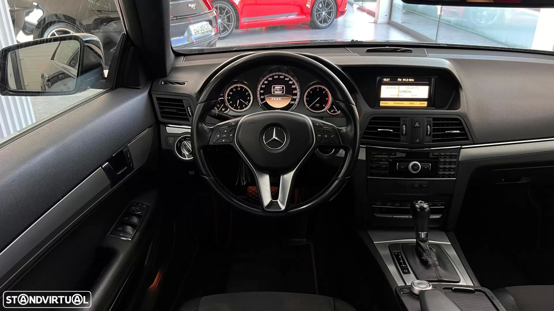 Mercedes-Benz E 250 CDi Avantgarde BlueEfficiency Auto - 13