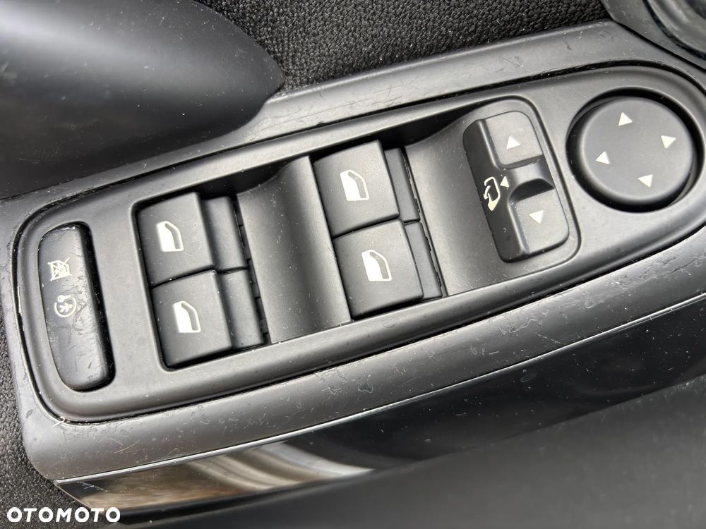 Citroën C4 Picasso 1.6 HDi Selection - 25