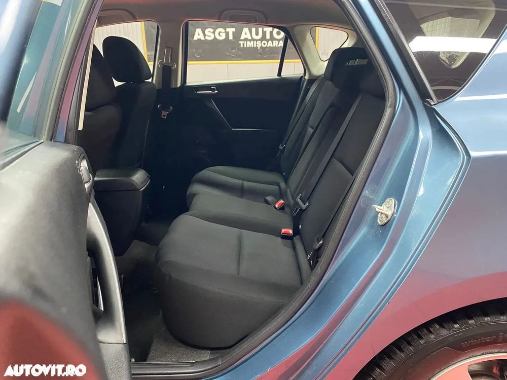 Mazda 3 ver-1-6i-ce - 8