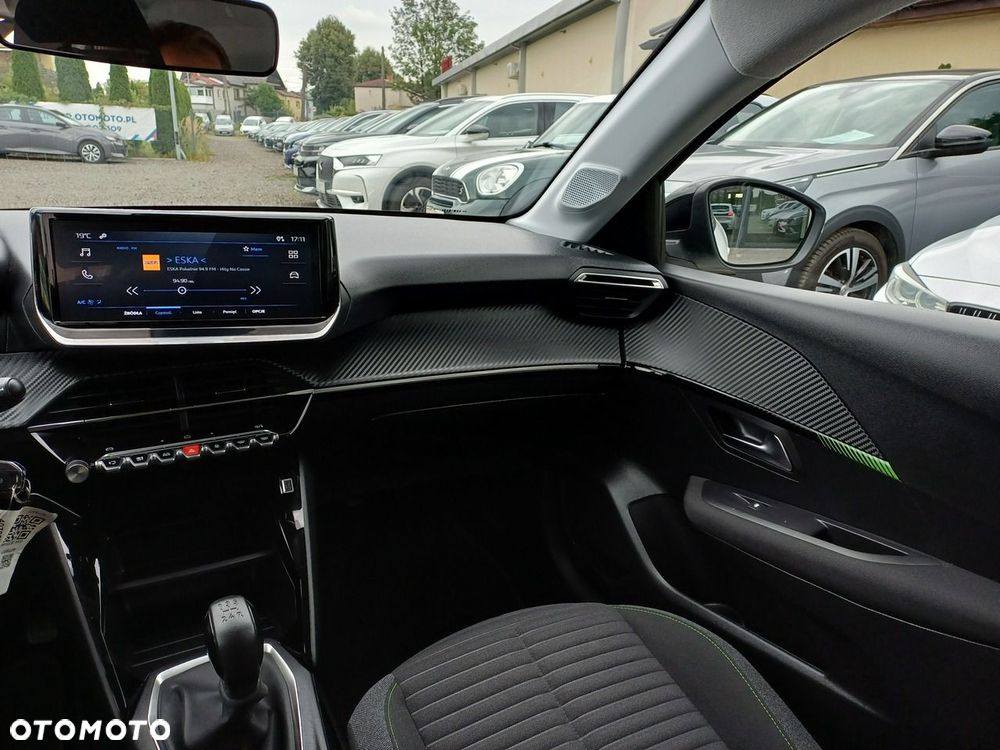 Peugeot 208 PureTech 82 Start & Stop Style - 21
