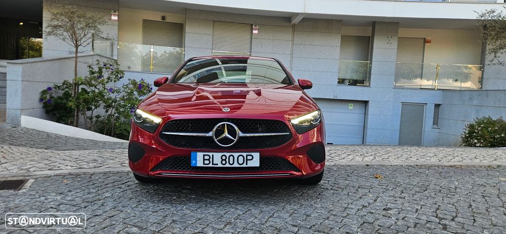 Mercedes-Benz A 250 Limousine e 8G-DCT Entry - 1