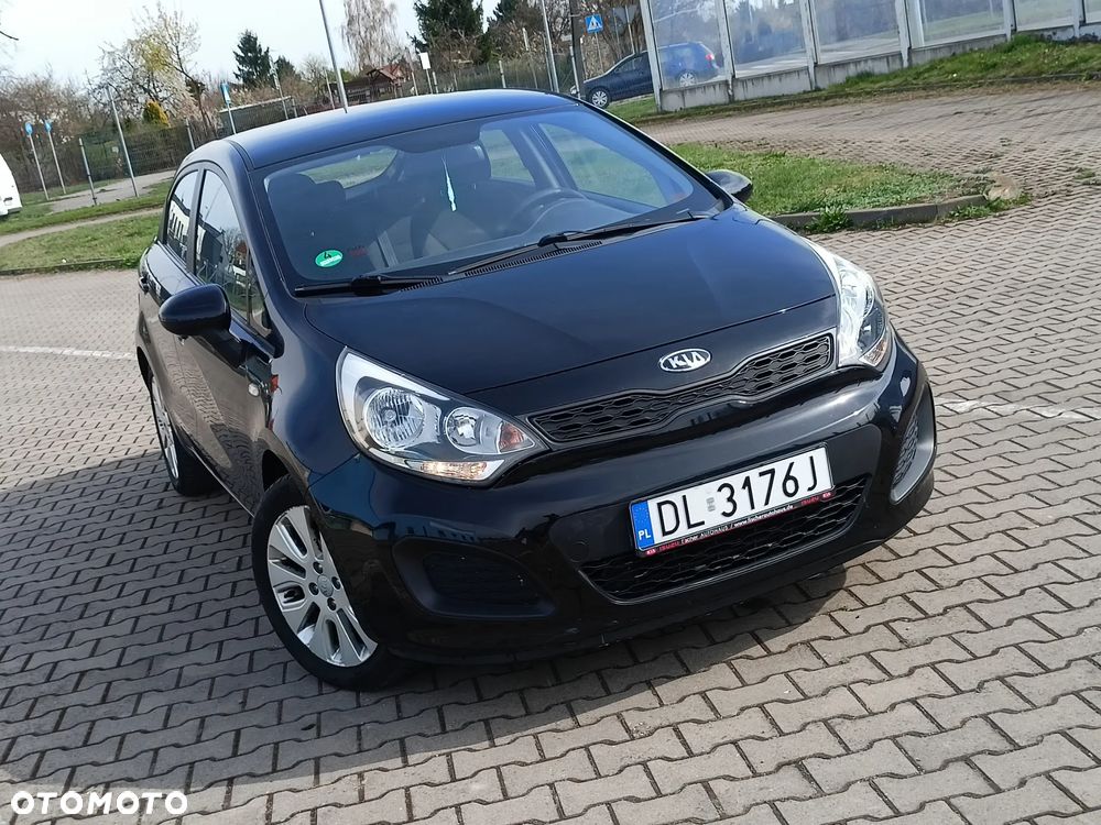 Kia Rio 1.2 Attract - 1